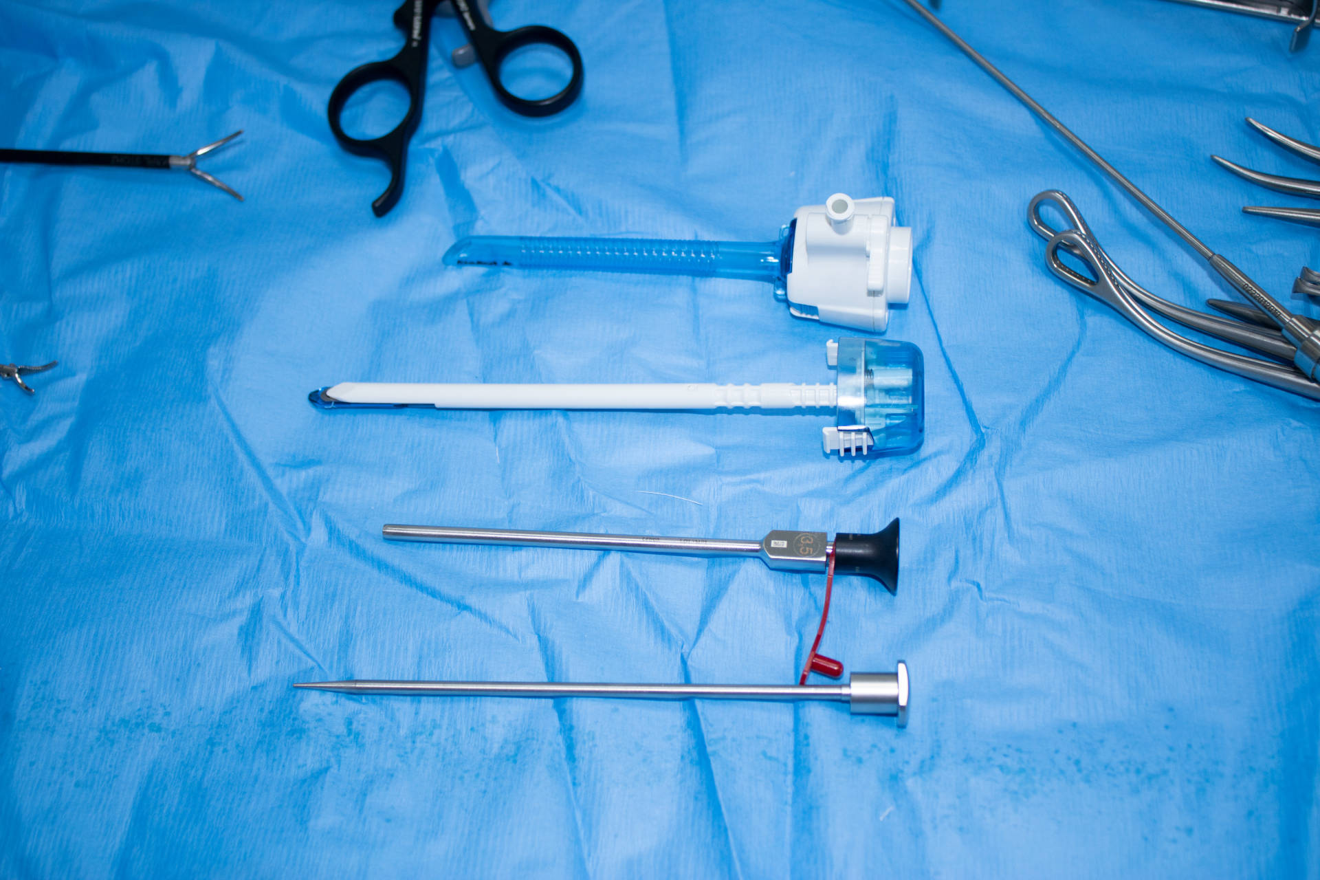 Minilaparoscopía - Incisiones mínimas